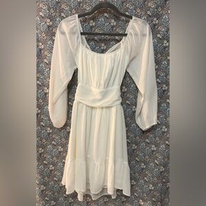 Chic Long Sleeve White Dress